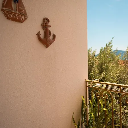 Apartment Lenaki House